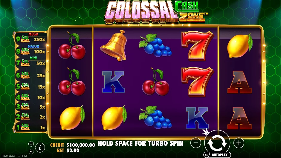 Escenario setentero de Colossal Cash Zone con frutas, luces disco y símbolos gigantes